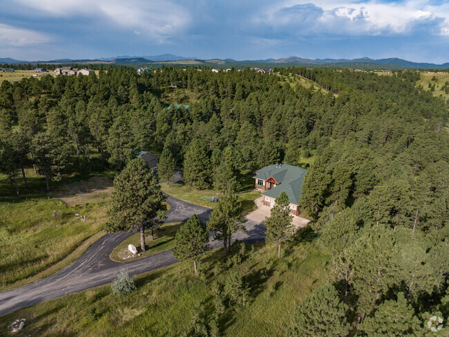 Building Photo - 23823 Kieffer Ranch Rd Rental