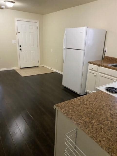 Photo - 7409 Avenue L