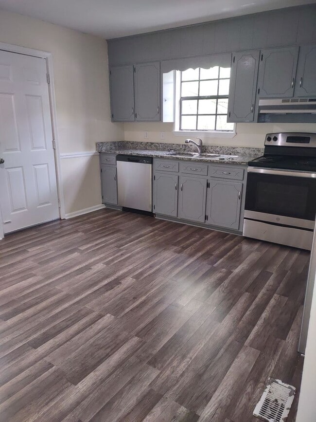 Photo - Birmingham/Center Point