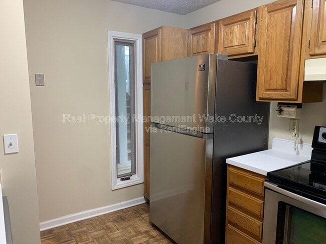 Photo - 700 Bishops Park Dr Unit 202