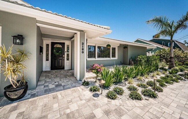 Photo - 2180 Dolphin Blvd S