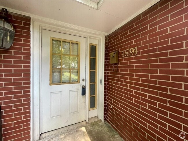 Building Photo - 1591 Piedmont Ave NE Rental