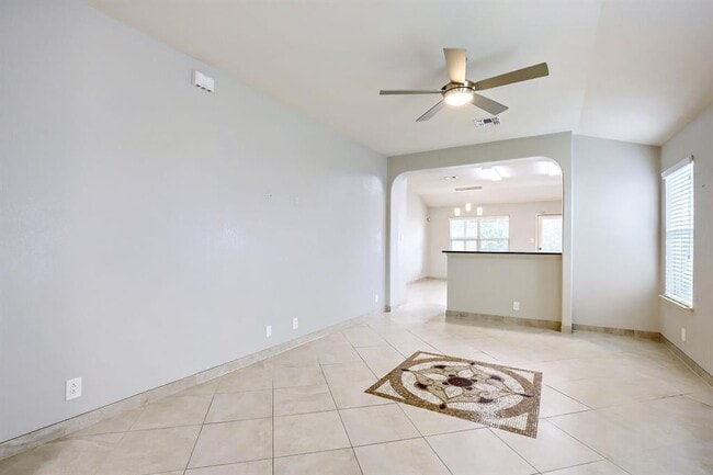 Photo - 12307 Waterford Run Way