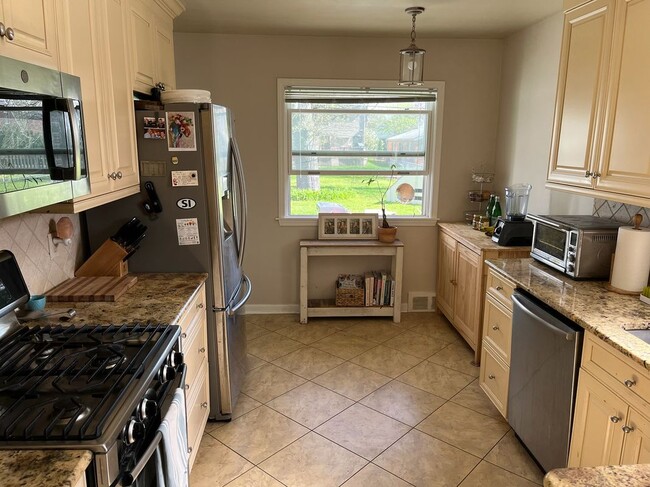 Photo - 1150 Anita Ave