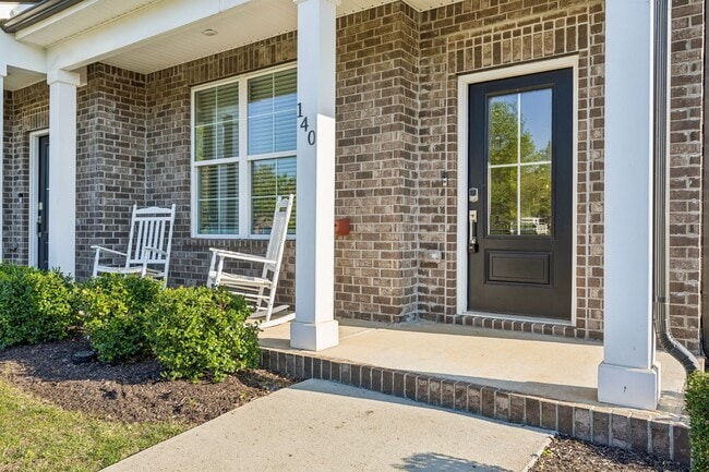 Photo - 140 Jackson Alan Dr