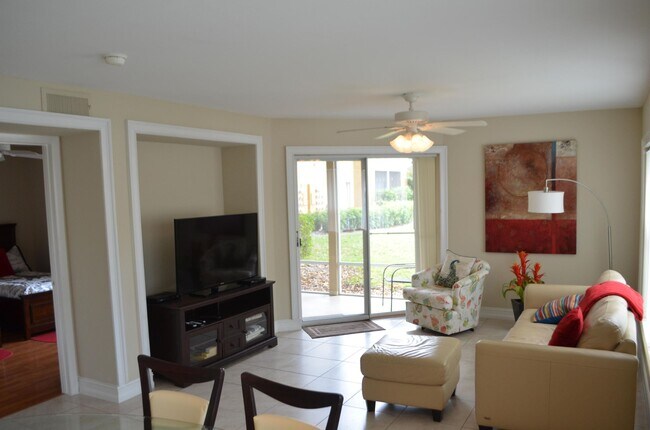 Photo - 4847 Via Palm Lks Unit 1012