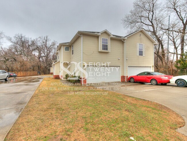 2926 Oak Tree Ave