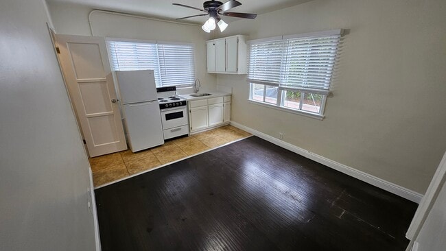 Photo - 527 Alexandria Ave Unidad 8