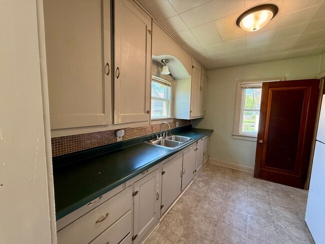 Building Photo - 3 Bed 1 Bath Single Family Home in Wausau ...