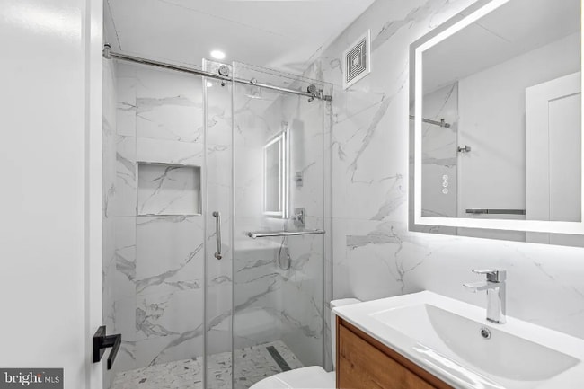 Photo - 1714 Euclid St NW Unit 5