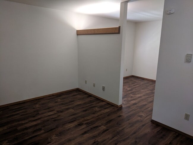 Photo - CUTE, EFFICIENT STUDIO Unit 3335-4