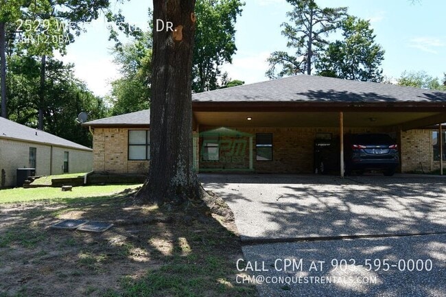 Photo - 2529 Westminster Dr