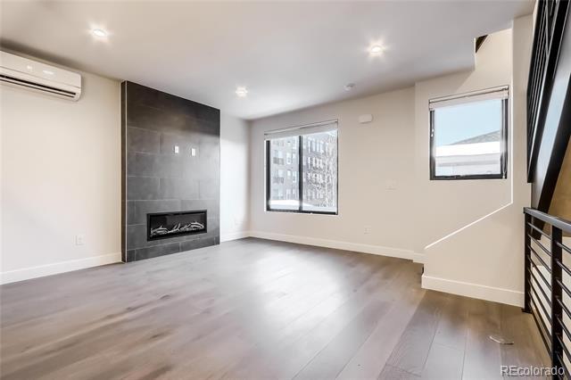 Photo - 1937 S Columbine St