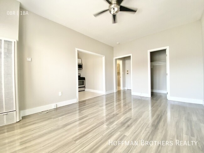 Photo - 2933 W 8th St Unidad 410