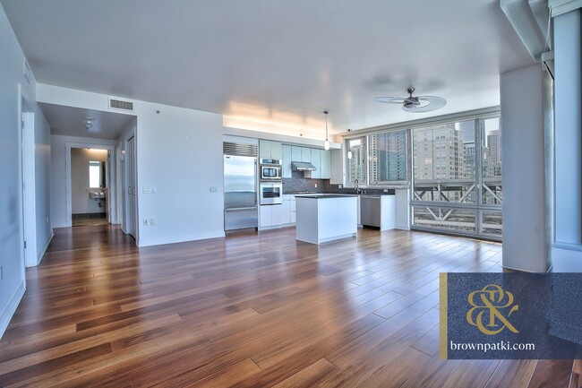 Photo - 501 Beale St Unidad 16D