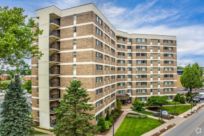 Building Photo - Pierpont Place Rental
