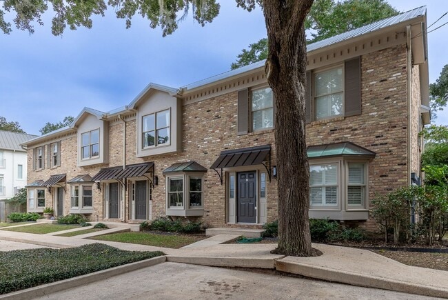 Photo - Two bedroom two and a half bath across from Mobile Bay!