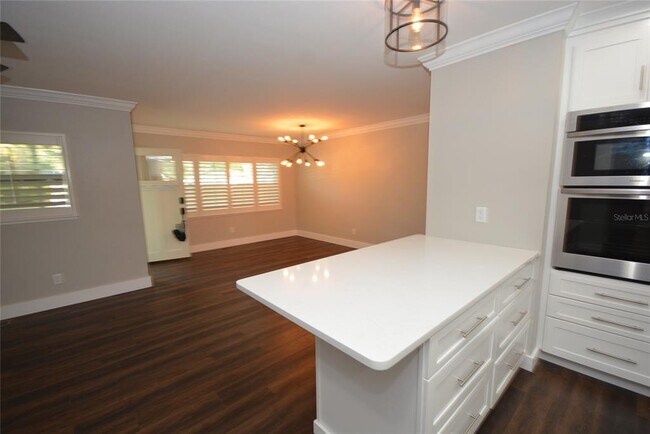 Photo - 3006 Vine St