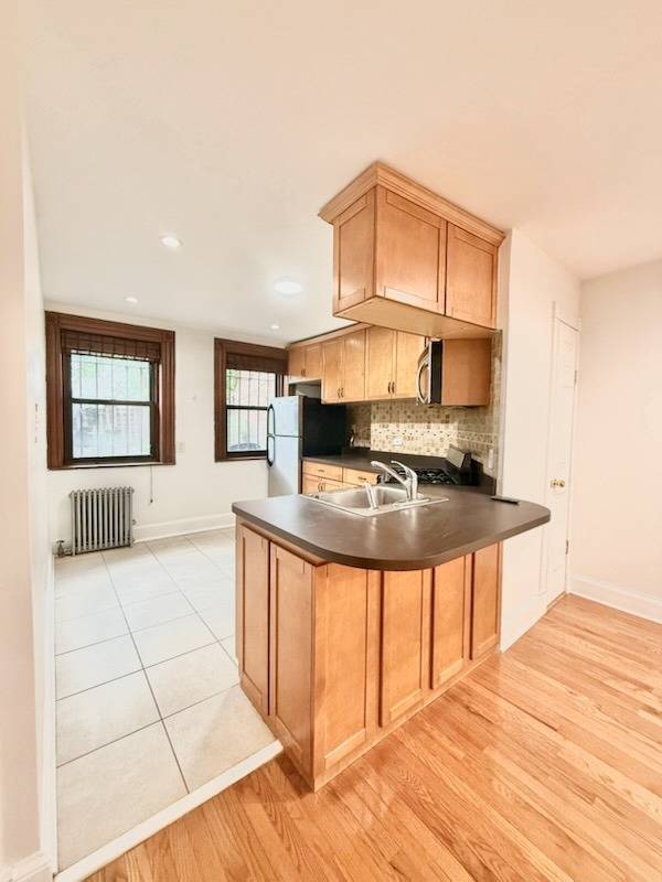 Photo - 481A Quincy St