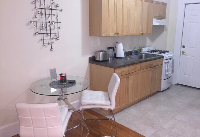 Photo - 27 Forest St Unit 1