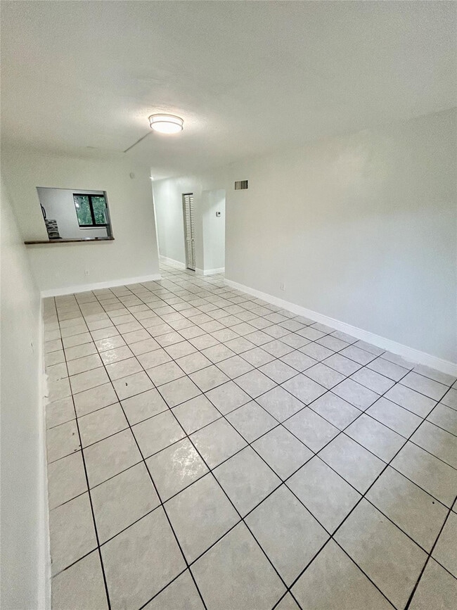 Photo - 2252 NW 183rd St Unit 4