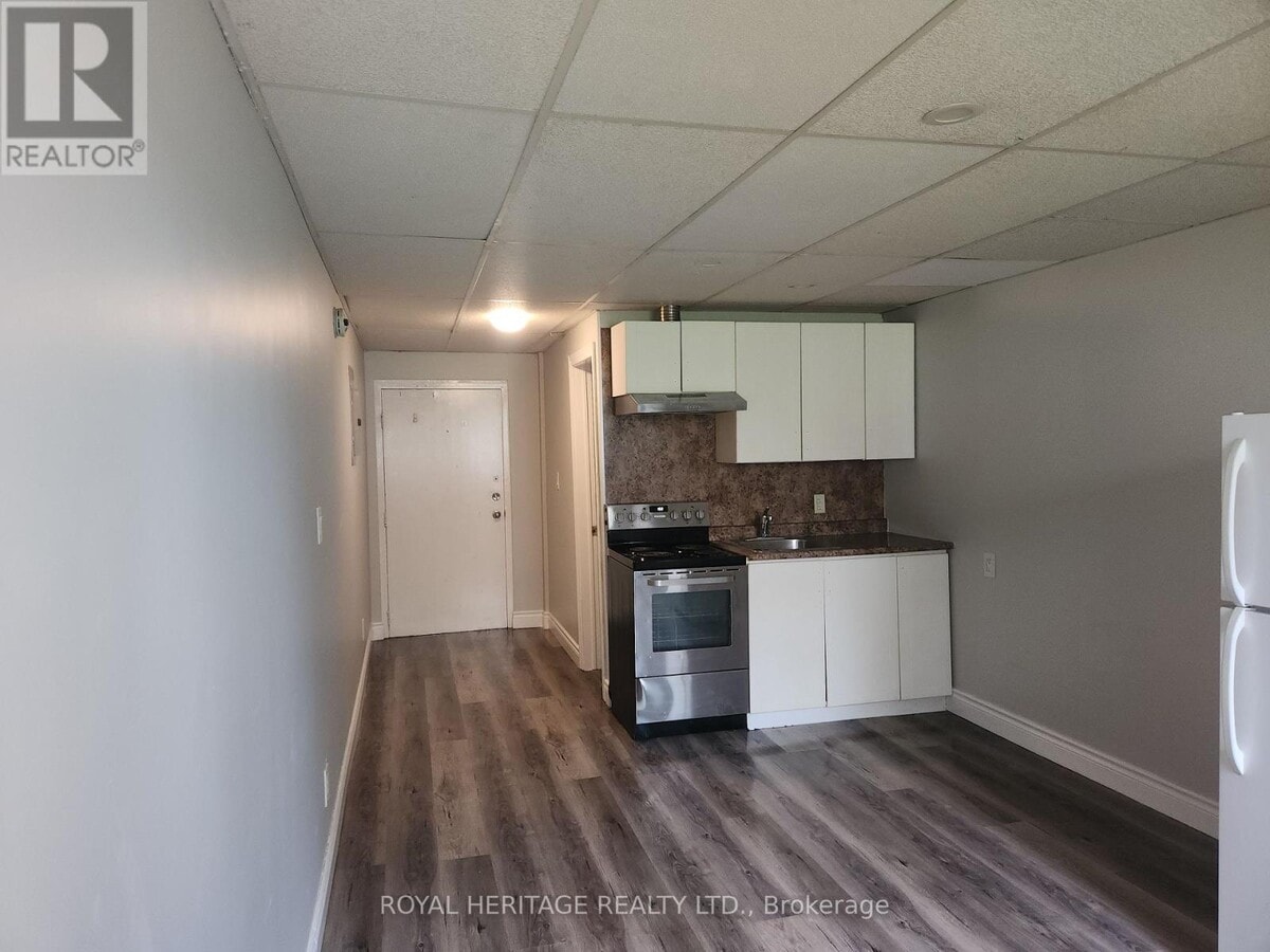 Photo - 8800 Willoughby Dr