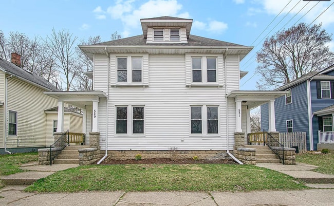 Building Photo - 529/531 Leland Unit 529