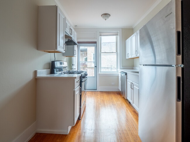 Photo - 7371 N Damen Ave Unit D3