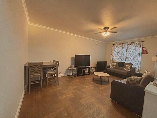 Photo - 463 E 178th St Unit 4c