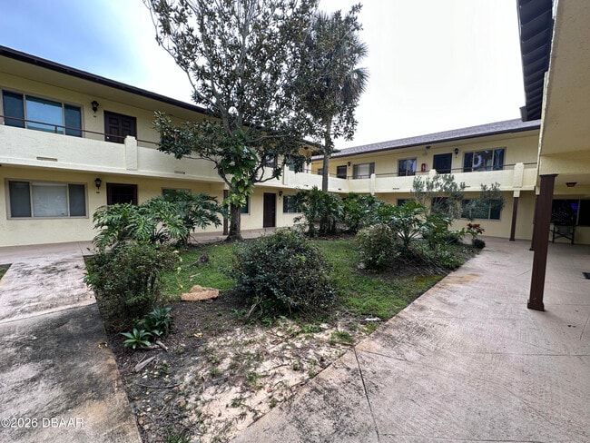 Photo - 400 Oakridge Blvd Unit 180