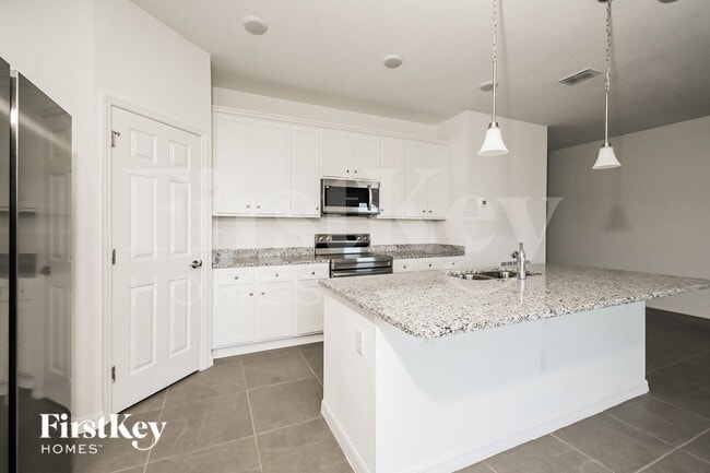 Photo - 564 Crown Rose Dr