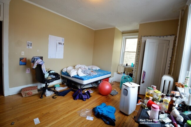 Photo - 330 St Paul St Unit 4