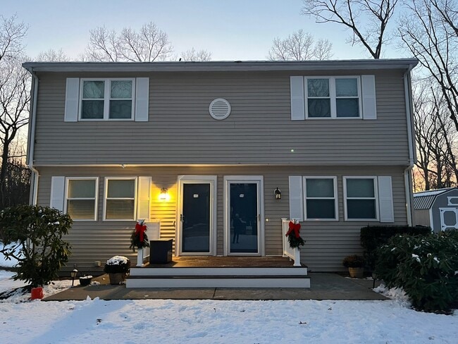 Duplex - 489 Boston Neck Rd Unit 489 Boston Neck