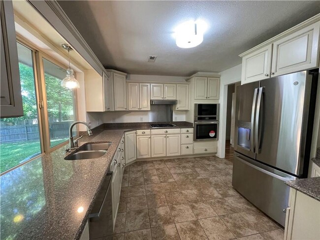 Photo - Gorgeous 3-Bed, 2.5-Bath Retreat Near Veterans Park