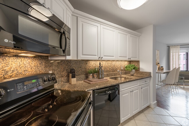 Photo - 28 Exeter at Newbury