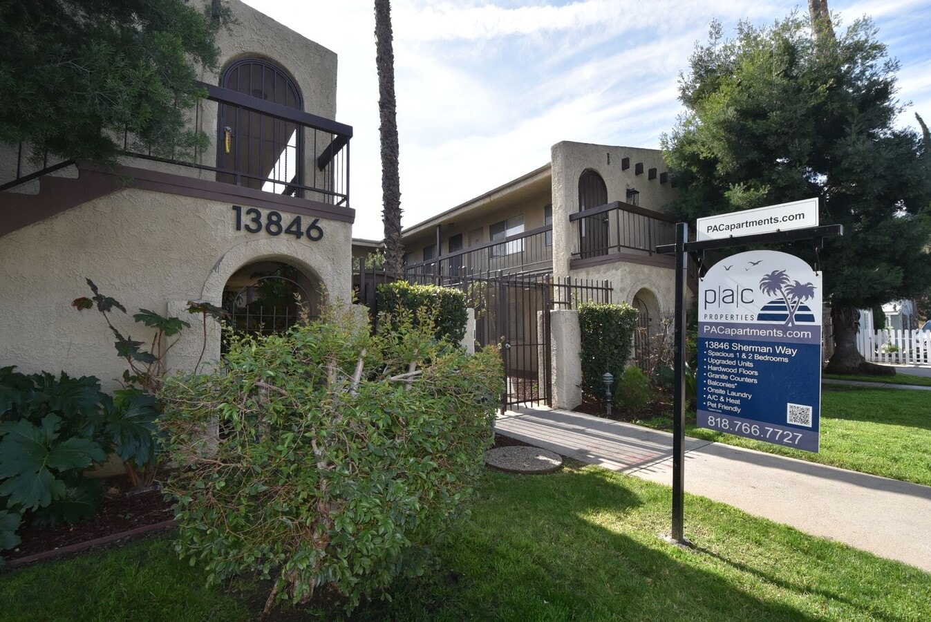 Photo - 13846 Sherman Way Apartamento Unidad 103
