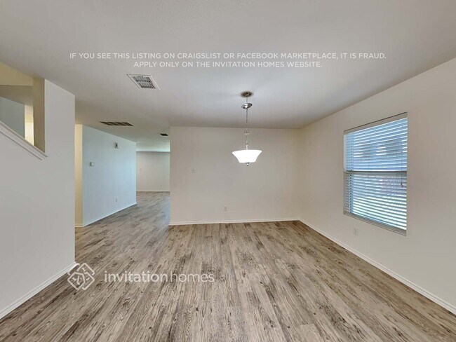 Photo - 802 Lazy Bayou Dr