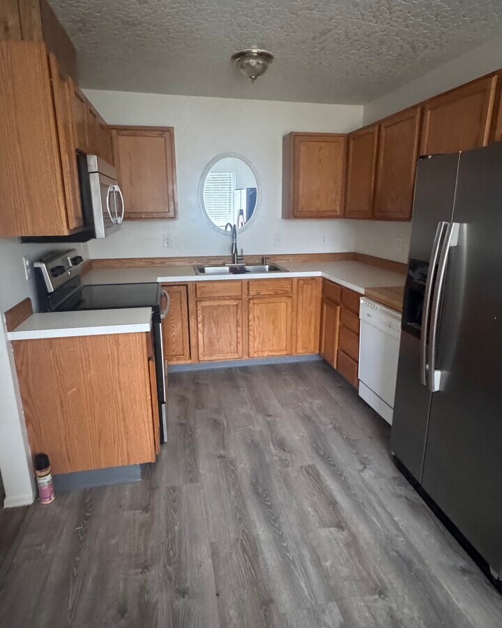 Photo - 509 7th St S Unit A