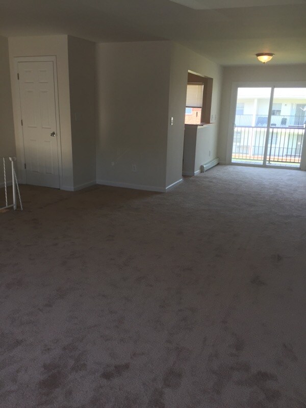 Windsor Castle Apartments For Rent in East Windsor, NJ