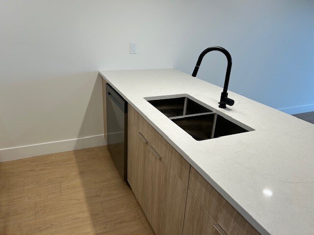 Photo - 45 Haliburton St