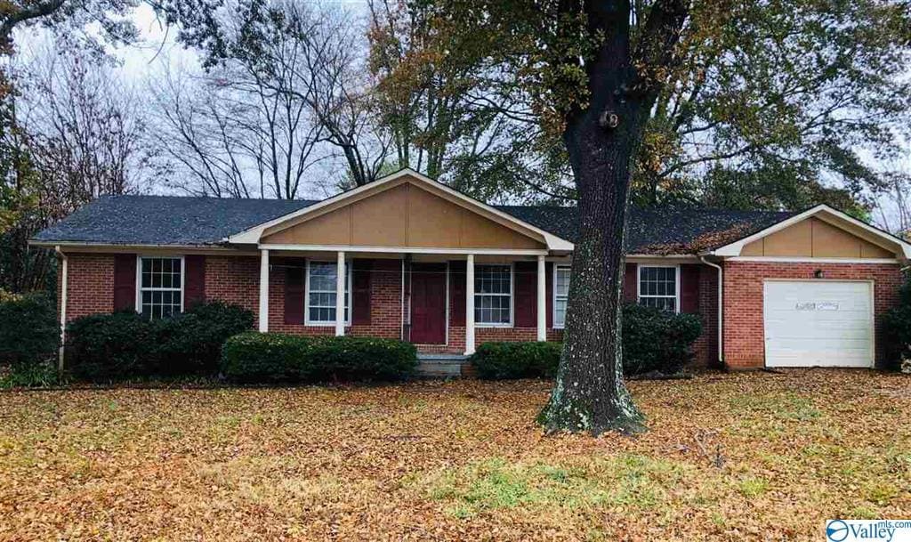 Photo - 1729 Laverne Dr NW House