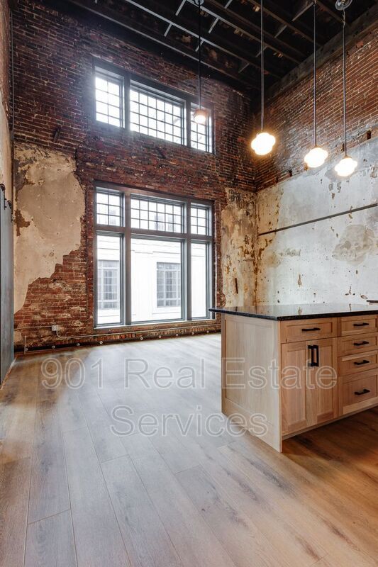 Photo - 124 Monroe Ave Unidad #202