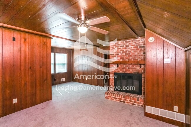 Photo - 1021 Old Birch Dr