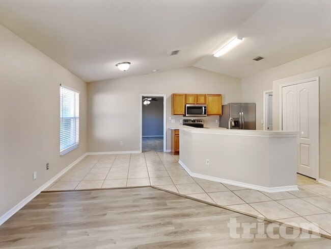 Photo - 21 Zorach Pl