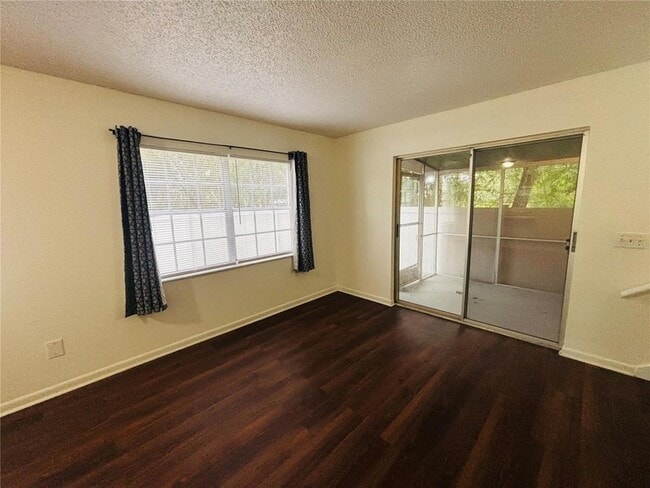 Photo - 1023 NE 2nd St