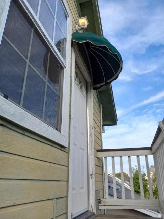 Building Photo - 400 Manzanita Way Unit Apt. A