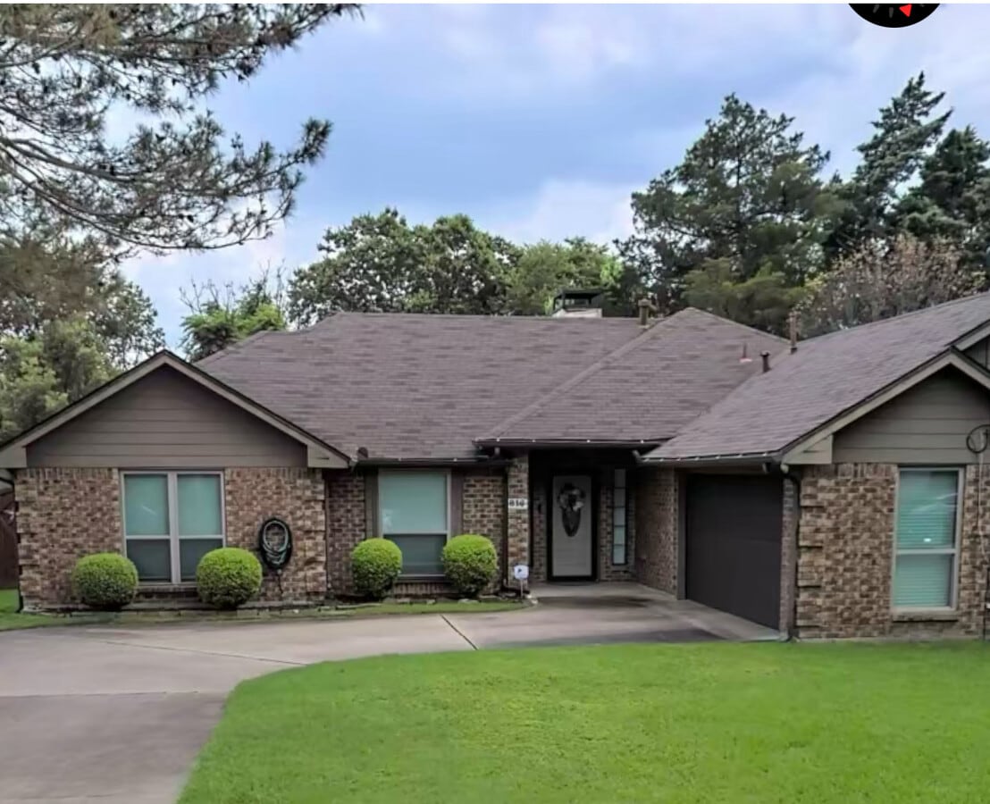 Photo - 816 Woodridge Dr House