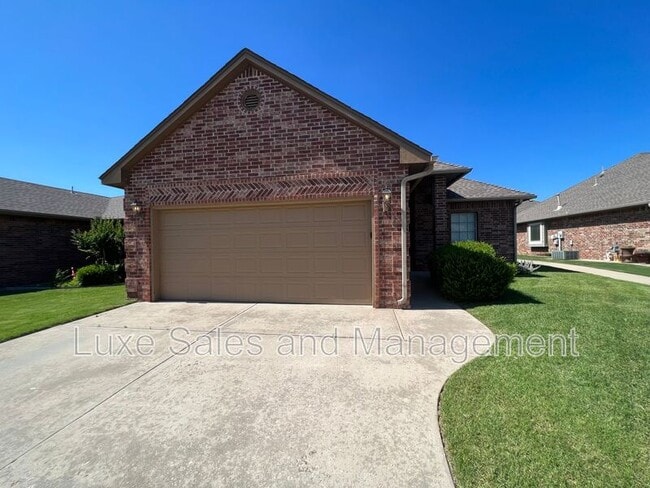 Photo - 509 SW 124th Pl