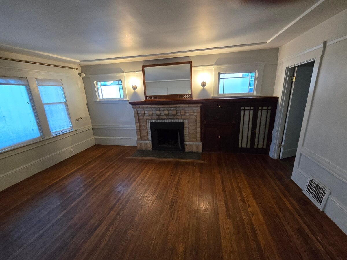 Photo - 1179 MacArthur Blvd