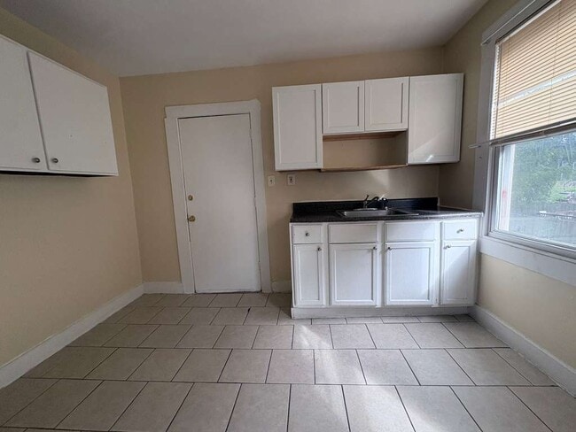 227 County St Unidad 2